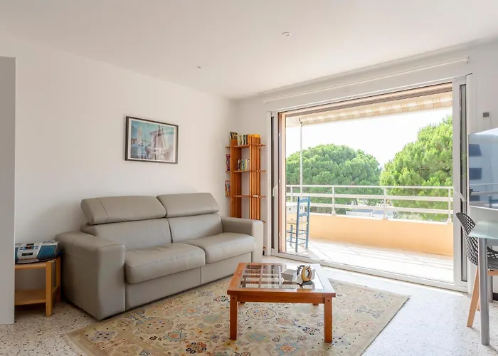 Apartman Chez Claude - Spacieux Climatise Proche De La Le Grau-du-Roi